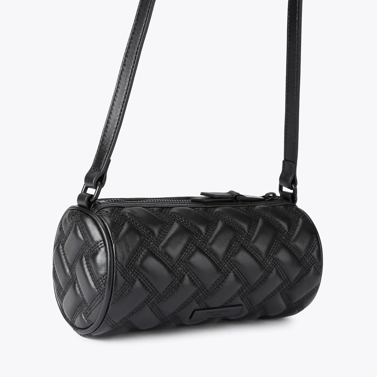 SMALL KENSINGTON DRENCH BARREL BAG