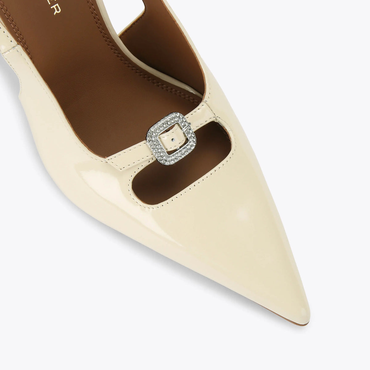 BUCKLE POINT COURT HEEL