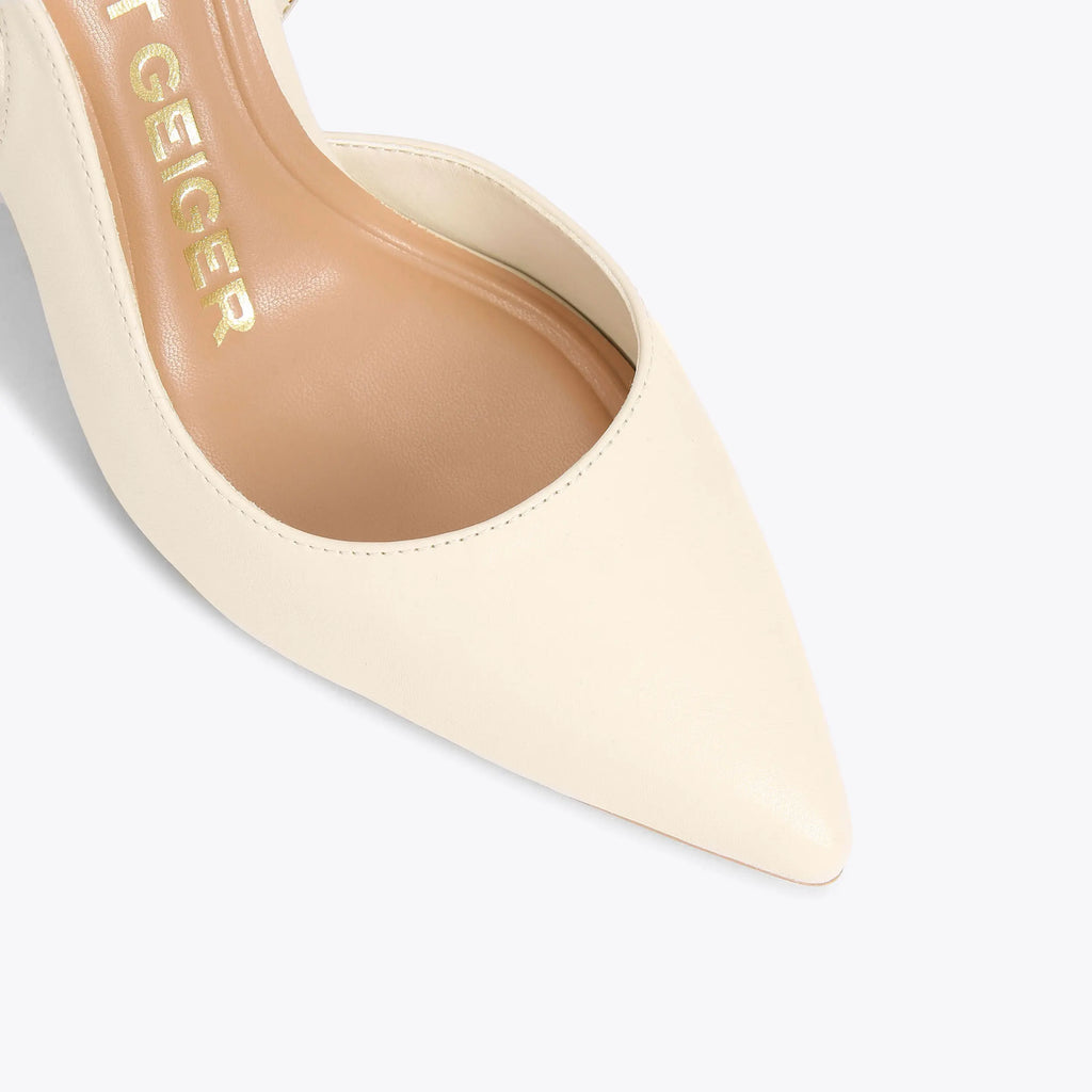 ARIA HEEL