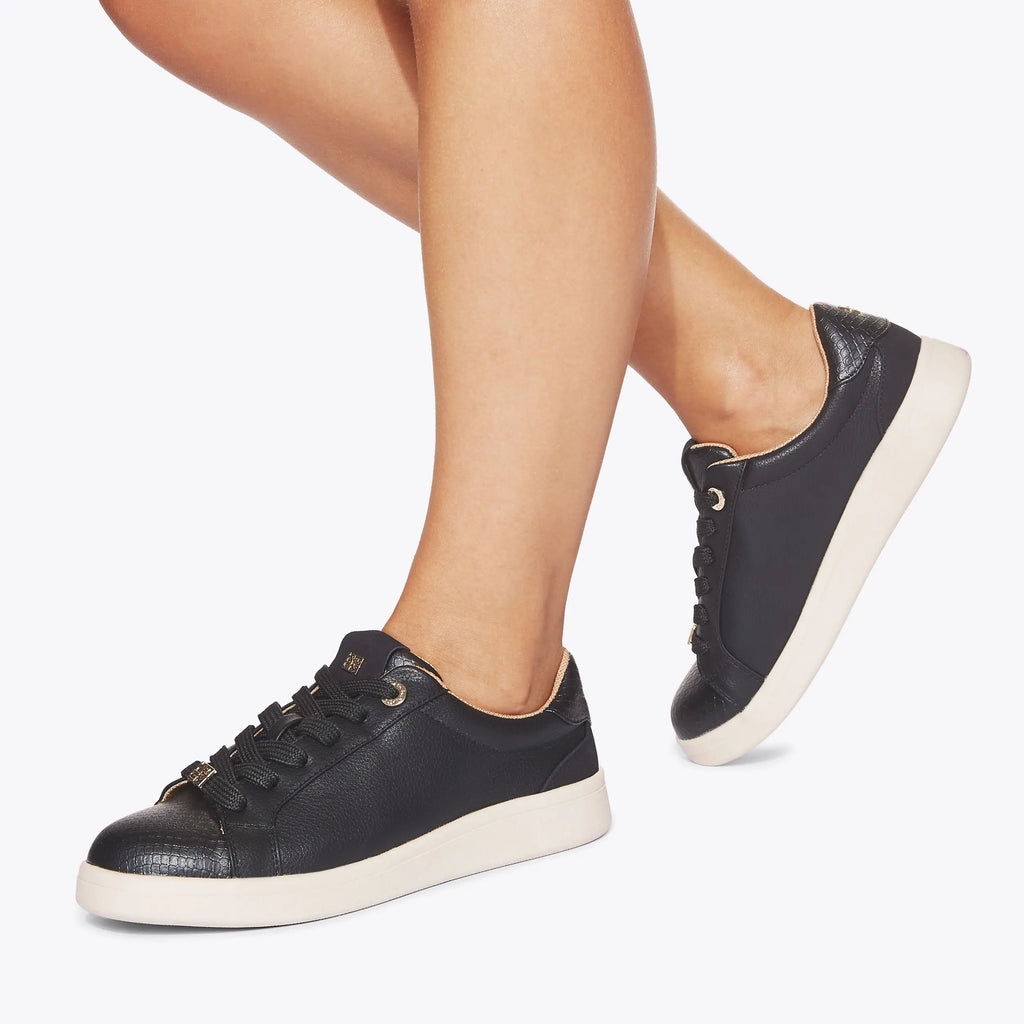 ELIZA SNEAKER
