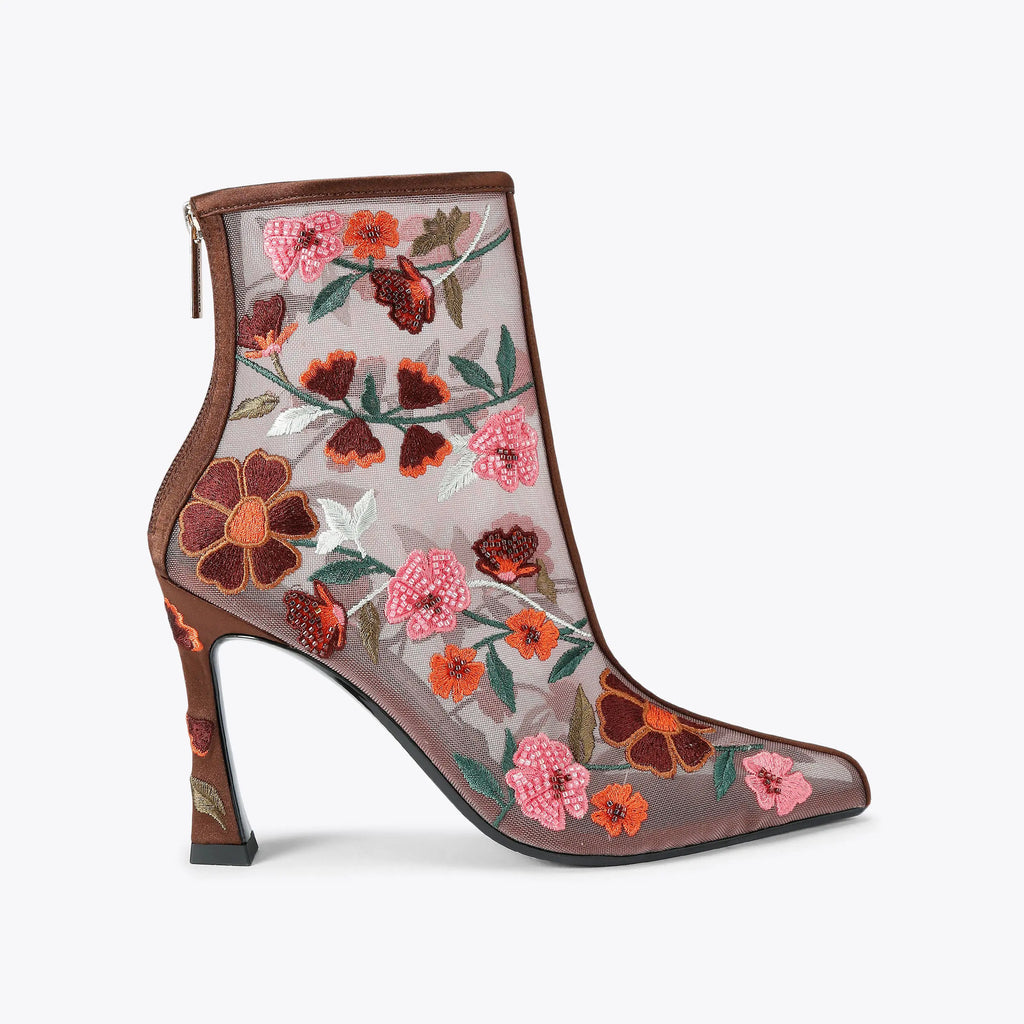 TRANSFORM BOOT
