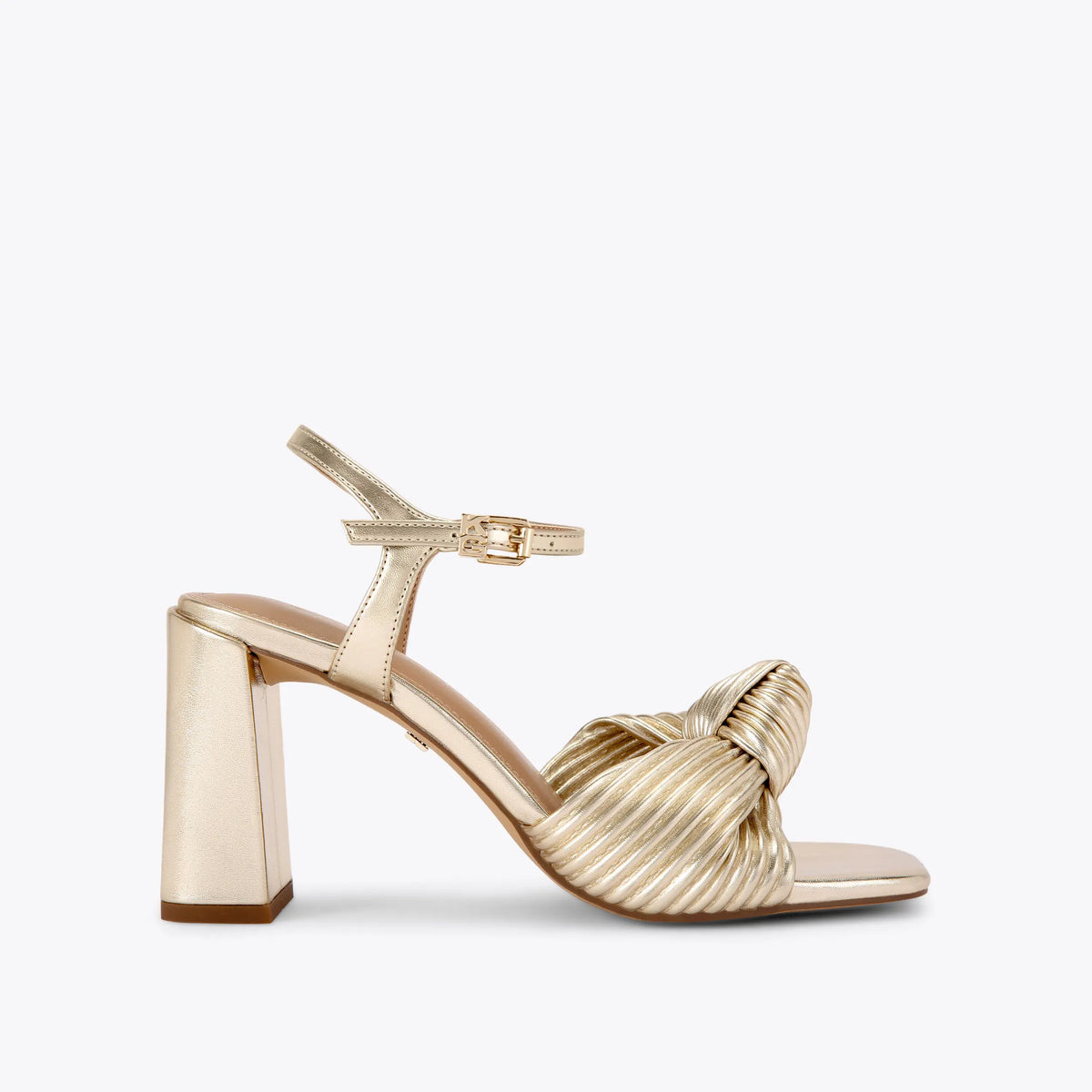 SIGNET HEEL