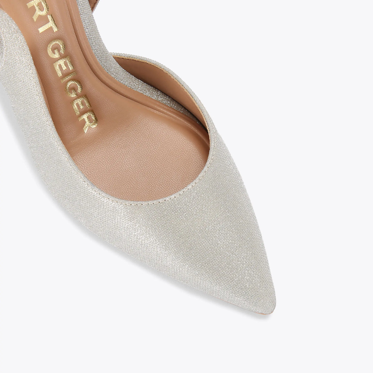 ARIA HEEL