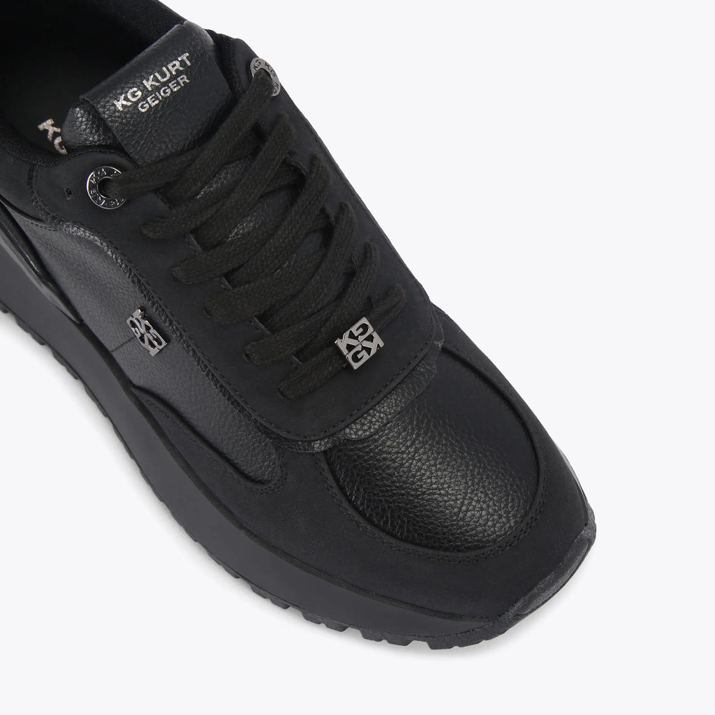 LOUISA SNEAKER