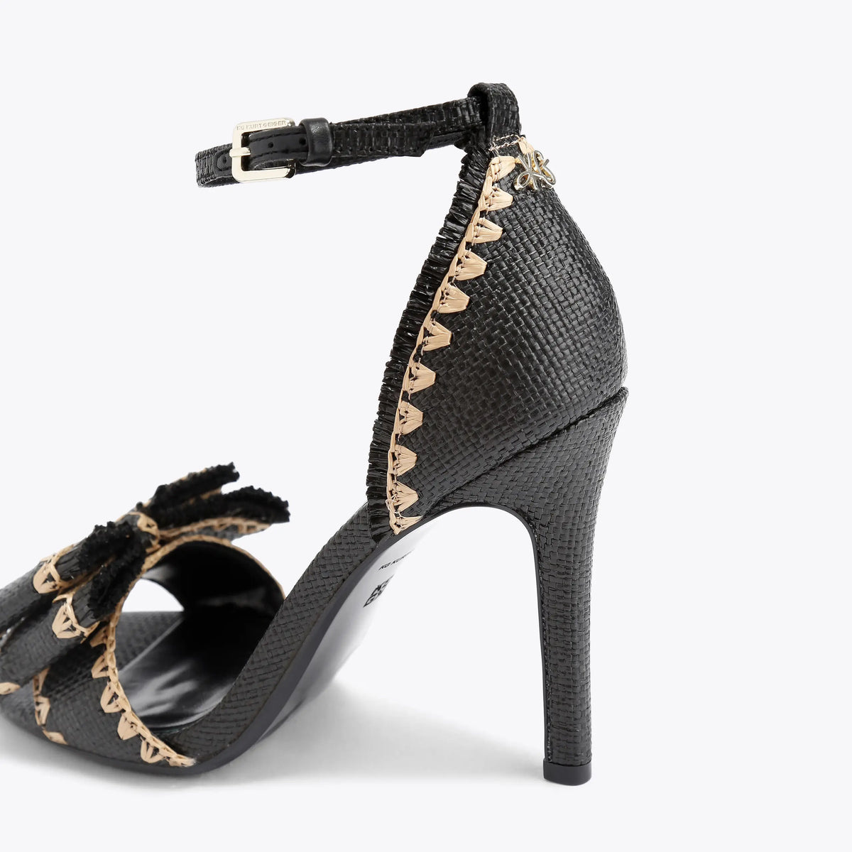ROBBIE HIGH HEEL