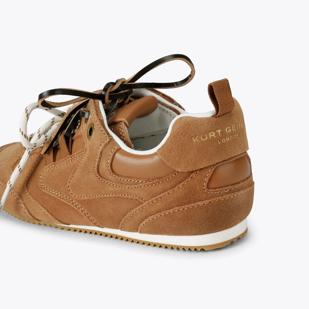 SLIM RUNNER SNEAKER