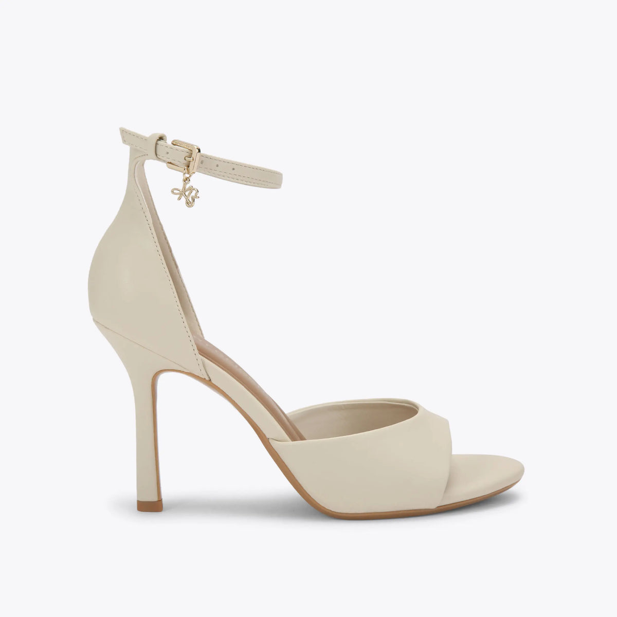 SABRINA HEEL