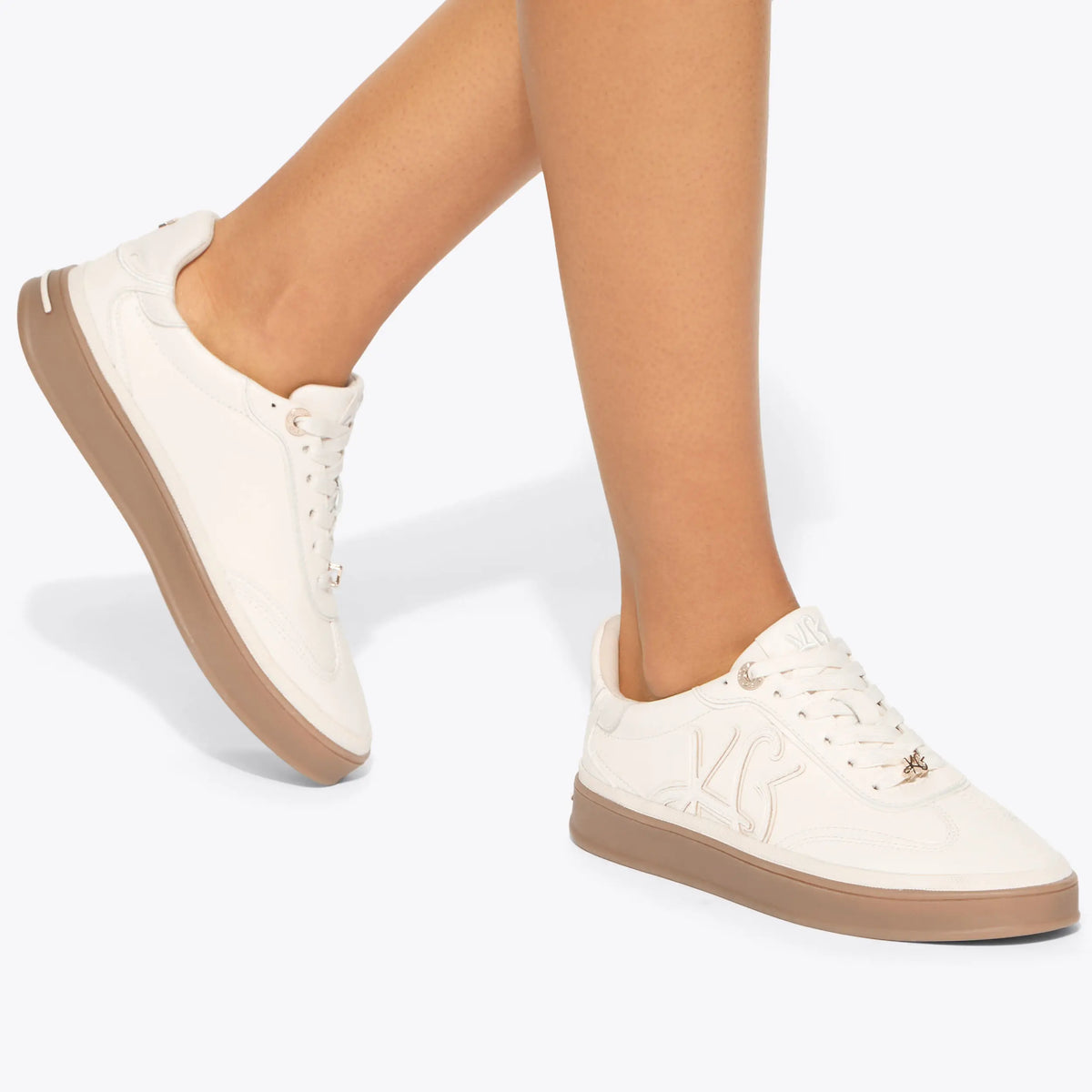 LEENA SNEAKER
