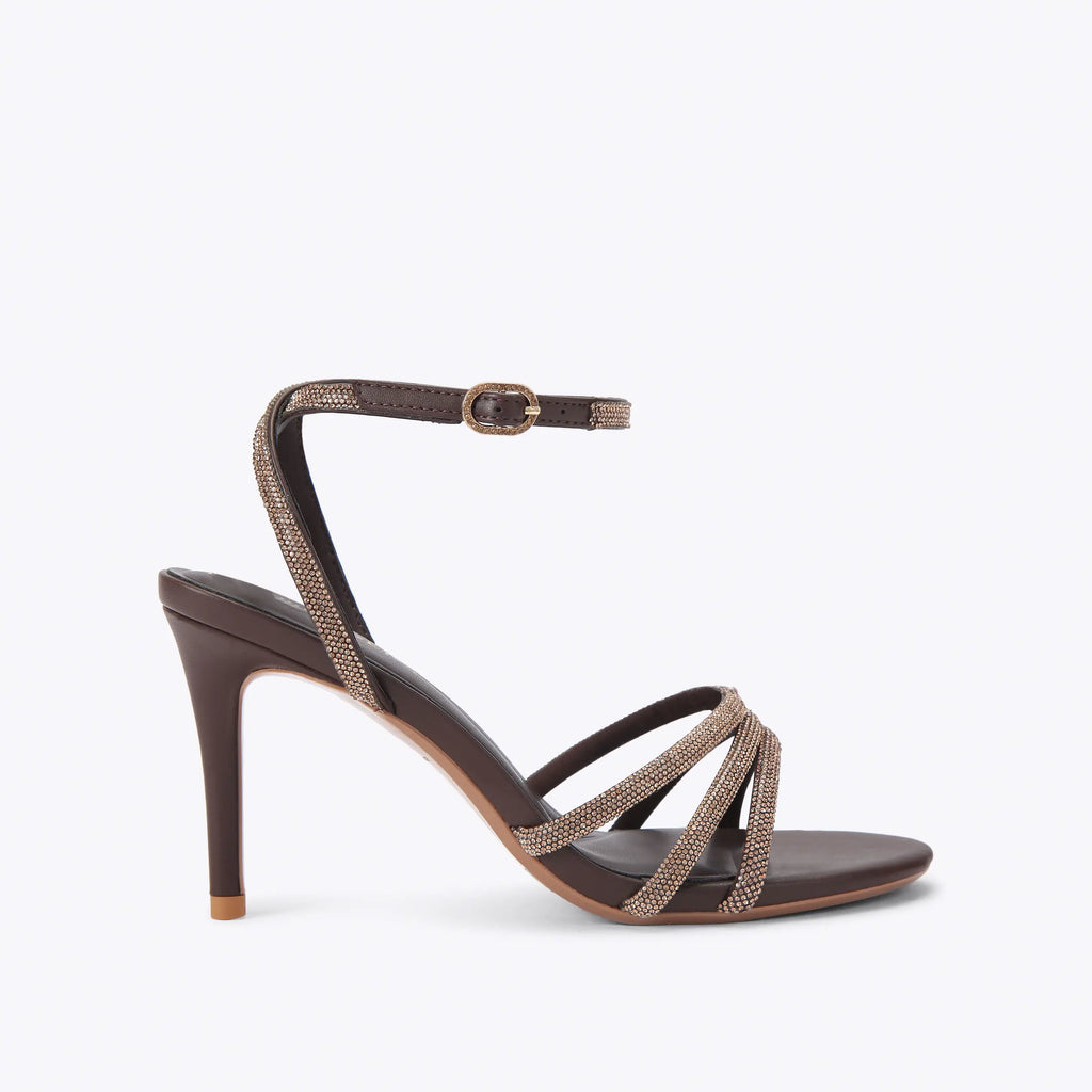 FANCY HEEL