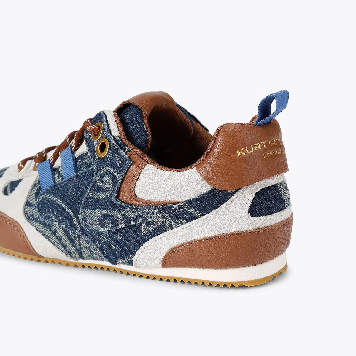 SLIM RUNNER SNEAKER