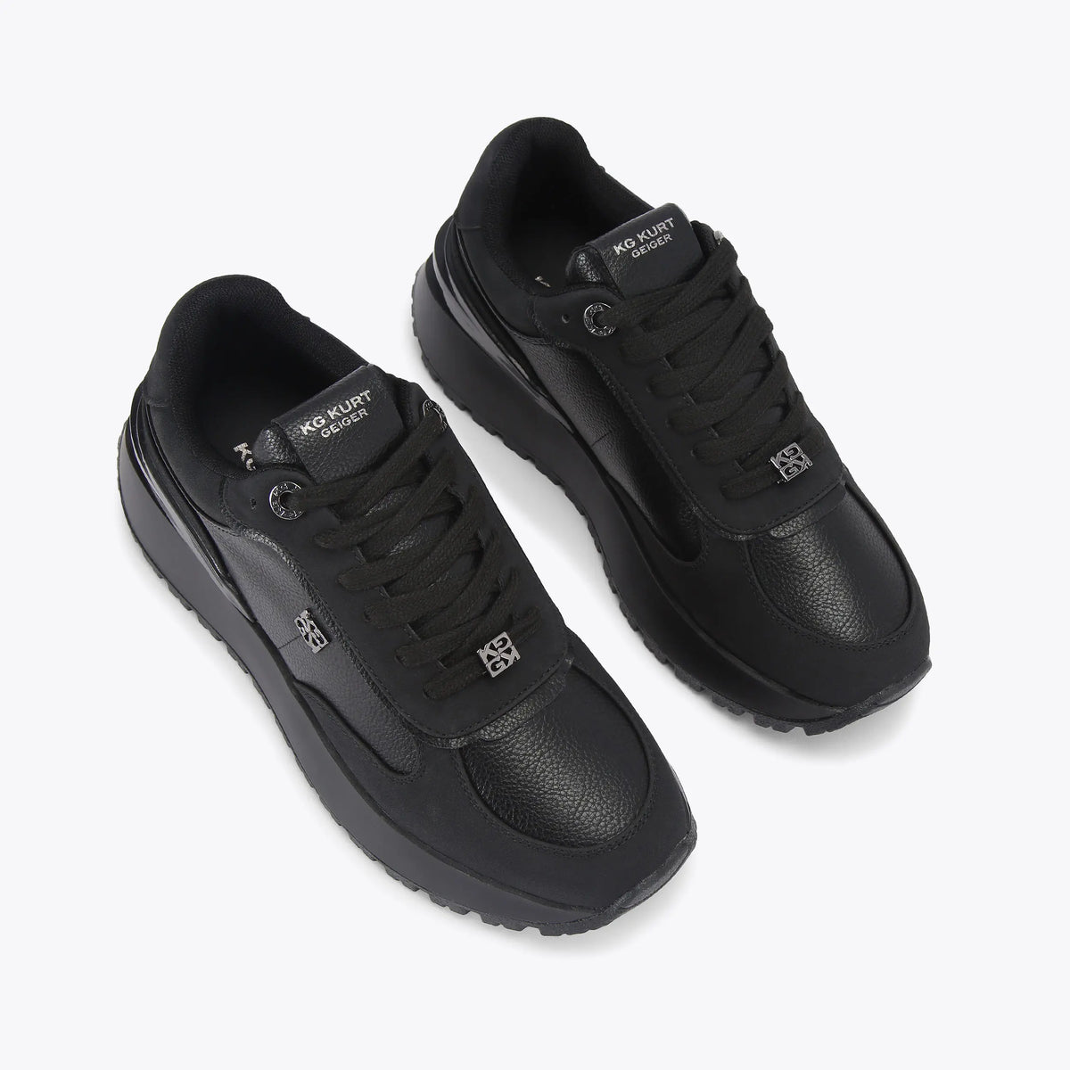 LOUISA SNEAKER