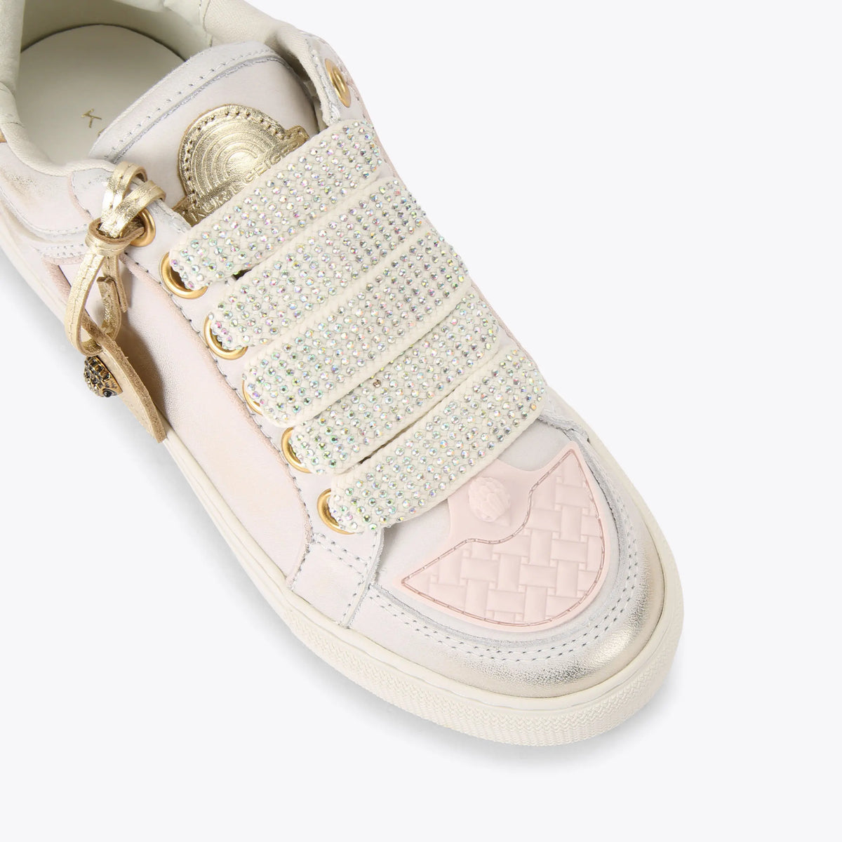 SOUTHBANK TAG SNEAKER