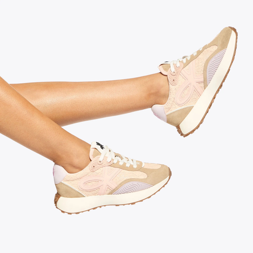 LETTIE SNEAKER