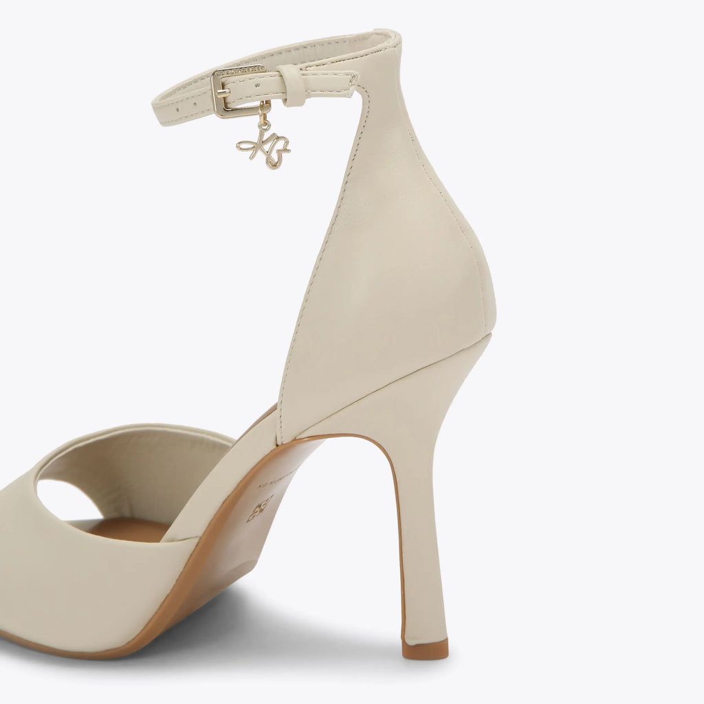 SABRINA HEEL