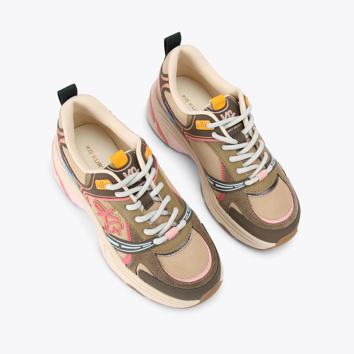 LEXIE SNEAKER