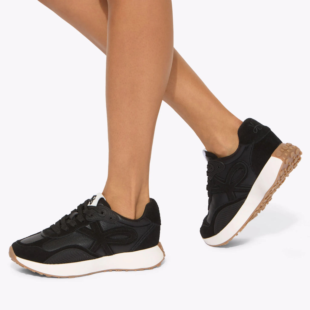 LETTIE SNEAKER
