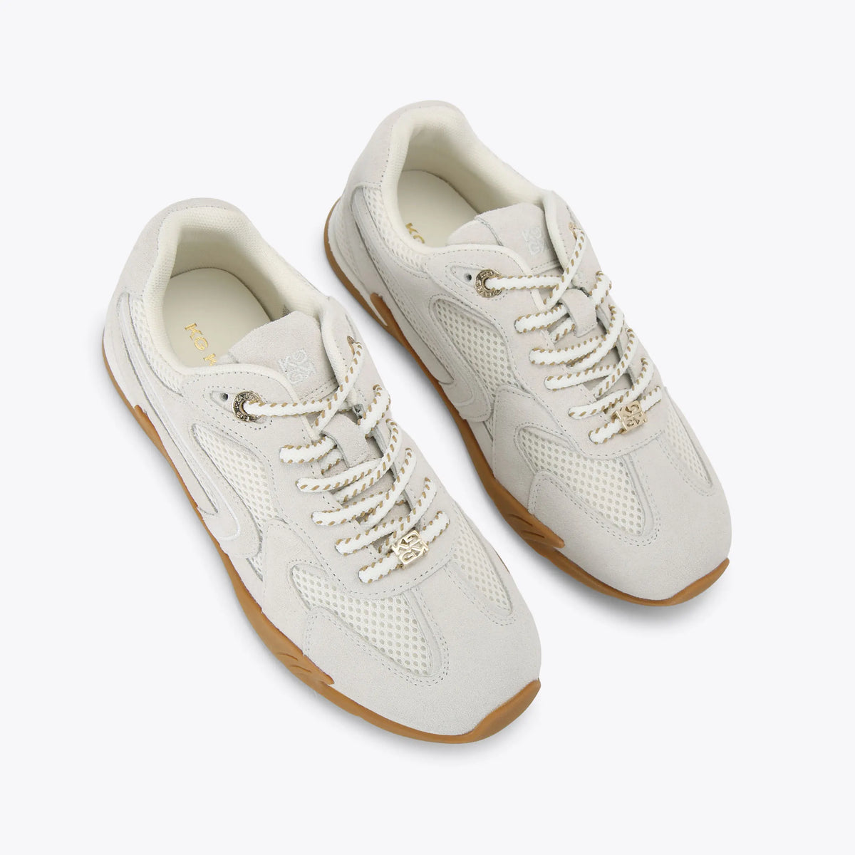 LATHER SNEAKER