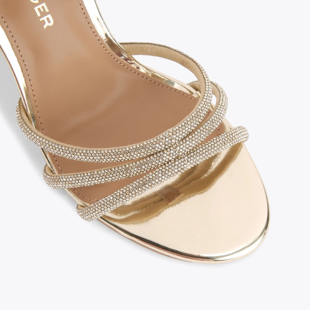 FANCY HEEL